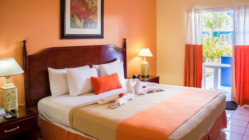 Bay Gardens Inn Gros Islet Phòng bức ảnh